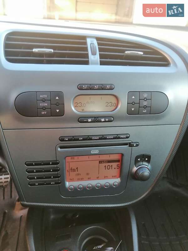 Хэтчбек SEAT Leon 2008 в Тернополе