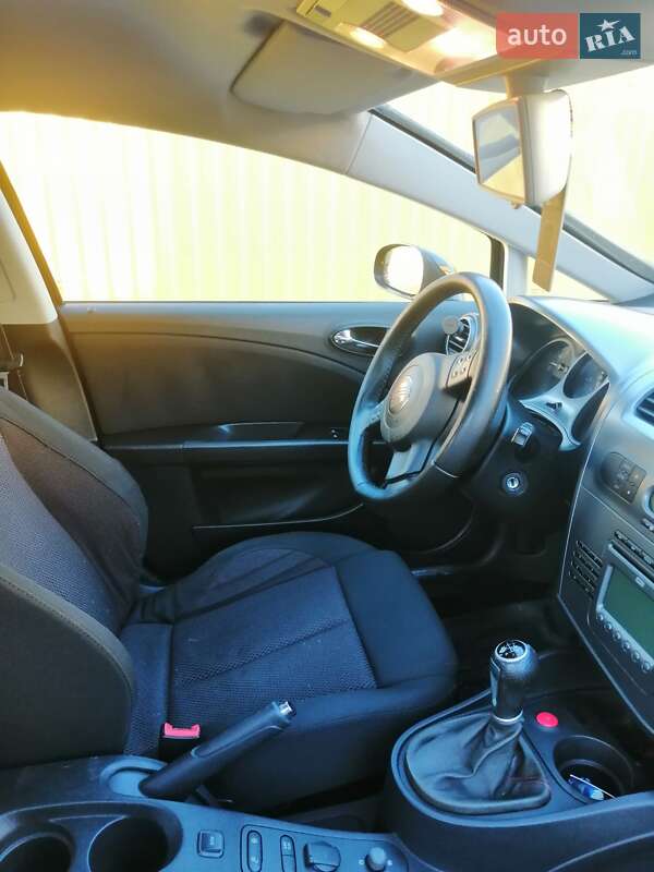 Хэтчбек SEAT Leon 2008 в Тернополе