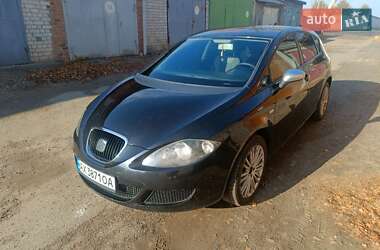 Хэтчбек SEAT Leon 2006 в Харькове