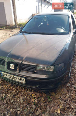 Хэтчбек SEAT Leon 2002 в Староконстантинове