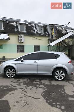 Хэтчбек SEAT Leon 2009 в 
