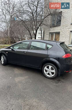 Хэтчбек SEAT Leon 2008 в Луцке