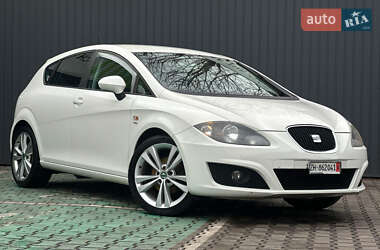 Хетчбек SEAT Leon 2011 в Кам'янському