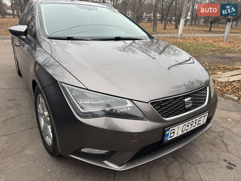 Універсал SEAT Leon 2014 в Глобиному