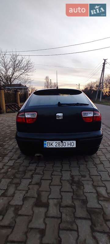 Хетчбек SEAT Leon 2002 в Луцьку