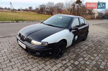 Хетчбек SEAT Leon 2002 в Луцьку