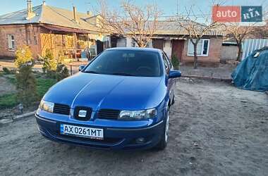 Хэтчбек SEAT Leon 2002 в Харькове