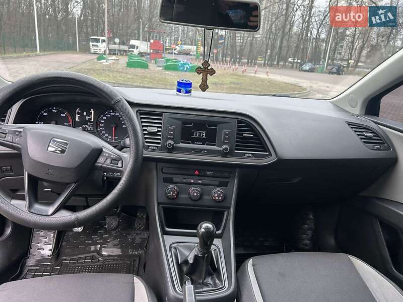 Универсал SEAT Leon 2014 в Киеве