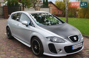 Хэтчбек SEAT Leon 2011 в Черкассах