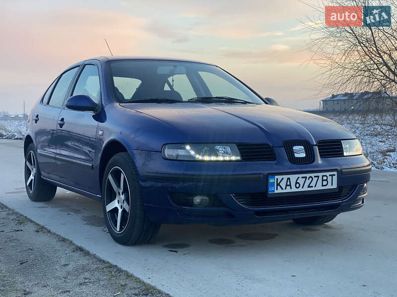 Хетчбек SEAT Leon 2004 в Києві