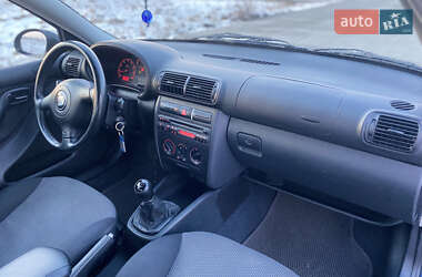 Хетчбек SEAT Leon 2004 в Києві