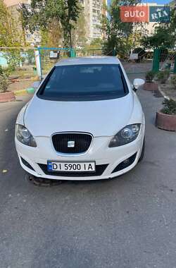 Хетчбек SEAT Leon 2010 в 