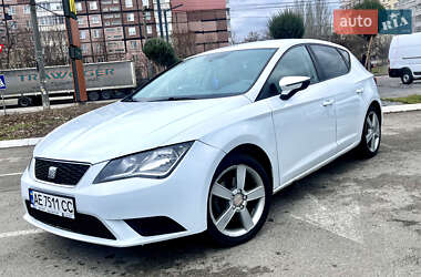 Хетчбек SEAT Leon 2014 в Дніпрі