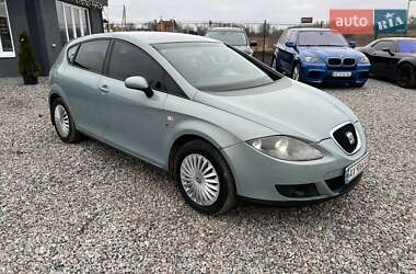 Хэтчбек SEAT Leon 2005 в 