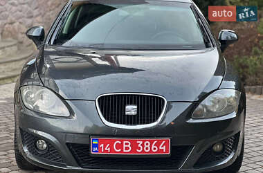 Хетчбек SEAT Leon 2011 в Городку