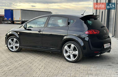 Хэтчбек SEAT Leon 2012 в Луцке