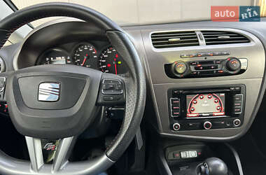 Хэтчбек SEAT Leon 2012 в Луцке