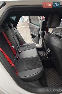 Хэтчбек SEAT Leon 2016 в 