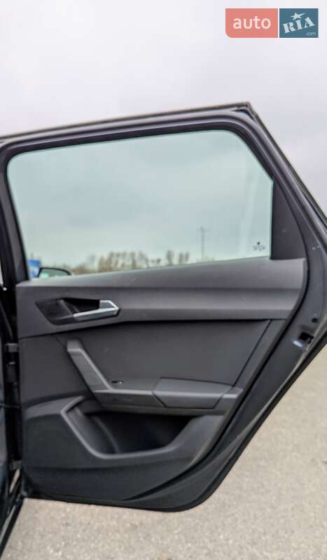Универсал SEAT Leon 2020 в Киеве