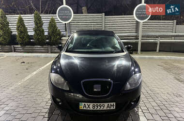 Хетчбек SEAT Leon 2006 в Харкові