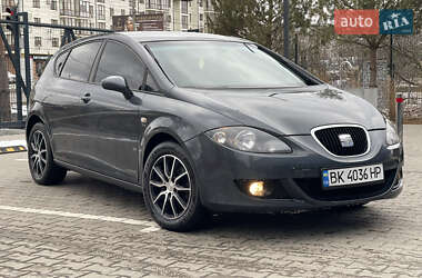 Хетчбек SEAT Leon 2005 в Рівному