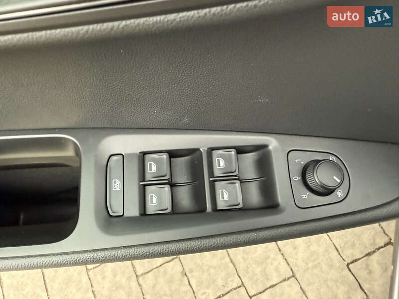 Универсал SEAT Leon 2014 в Львове фото 16 Универсал SEAT Leon 2014 в Львове
