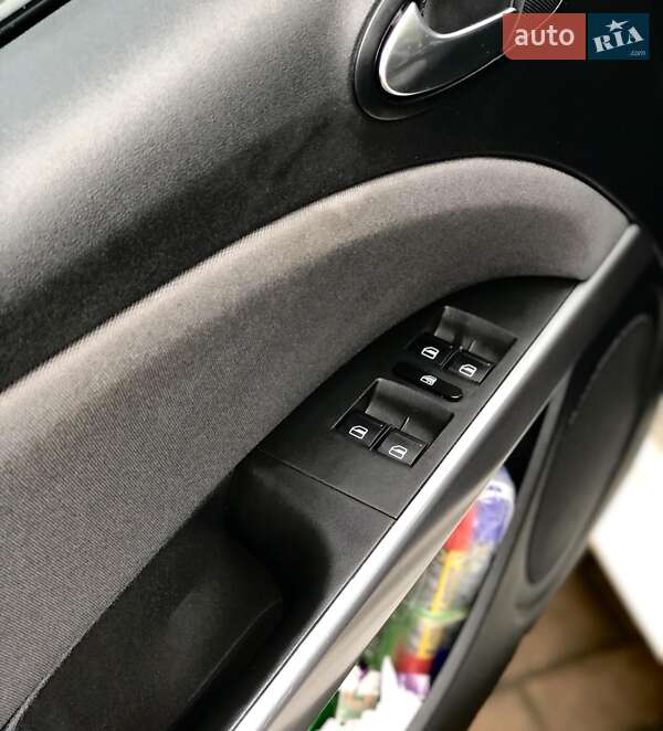 Хэтчбек SEAT Leon 2010 в Киеве фото 19 Хэтчбек SEAT Leon 2010 в Киеве