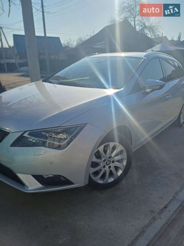 Универсал SEAT Leon 2015 в Кропивницком