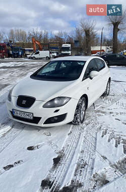 Хетчбек SEAT Leon 2010 в Києві