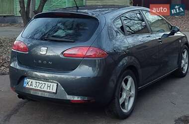 Хэтчбек SEAT Leon 2008 в 