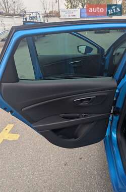 Хэтчбек SEAT Leon 2016 в 