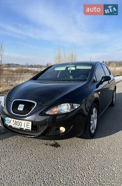 Хэтчбек SEAT Leon 2008 в 