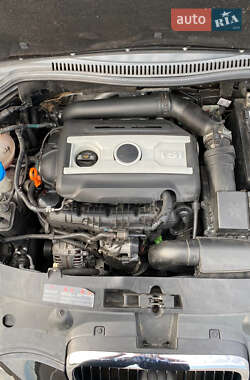 Хэтчбек SEAT Leon 2008 в 