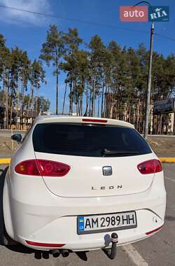 Хэтчбек SEAT Leon 2009 в 