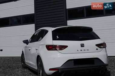 Хэтчбек SEAT Leon 2016 в 