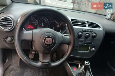 Хэтчбек SEAT Leon 2008 в 
