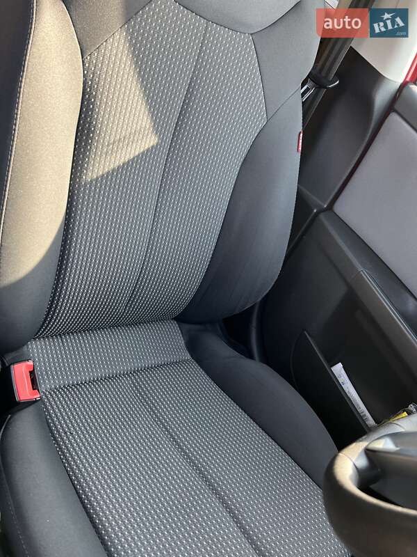 Хэтчбек SEAT Leon 2011 в Киеве фото 21 Хэтчбек SEAT Leon 2011 в Киеве