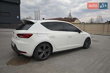 Хэтчбек SEAT Leon 2016 в 