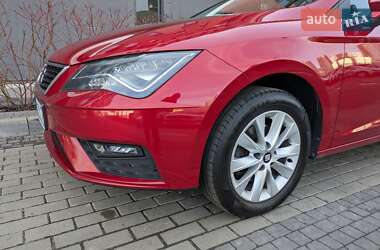 Хэтчбек SEAT Leon 2017 в 