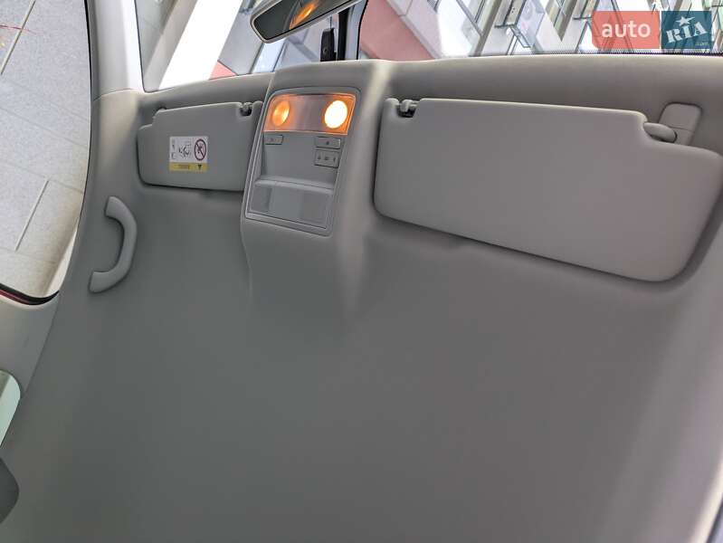 Хэтчбек SEAT Leon 2017 в Киеве