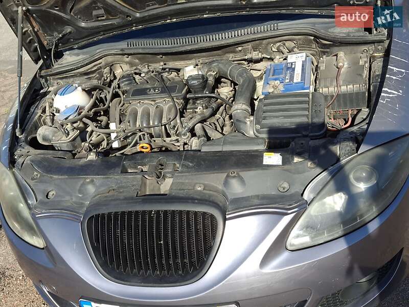 Хэтчбек SEAT Leon 2006 в Кропивницком