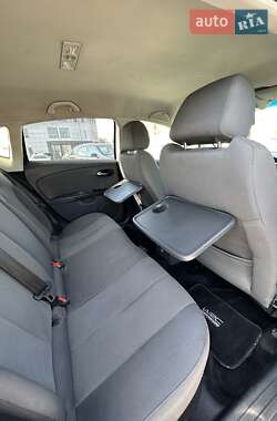 Хэтчбек SEAT Leon 2006 в 