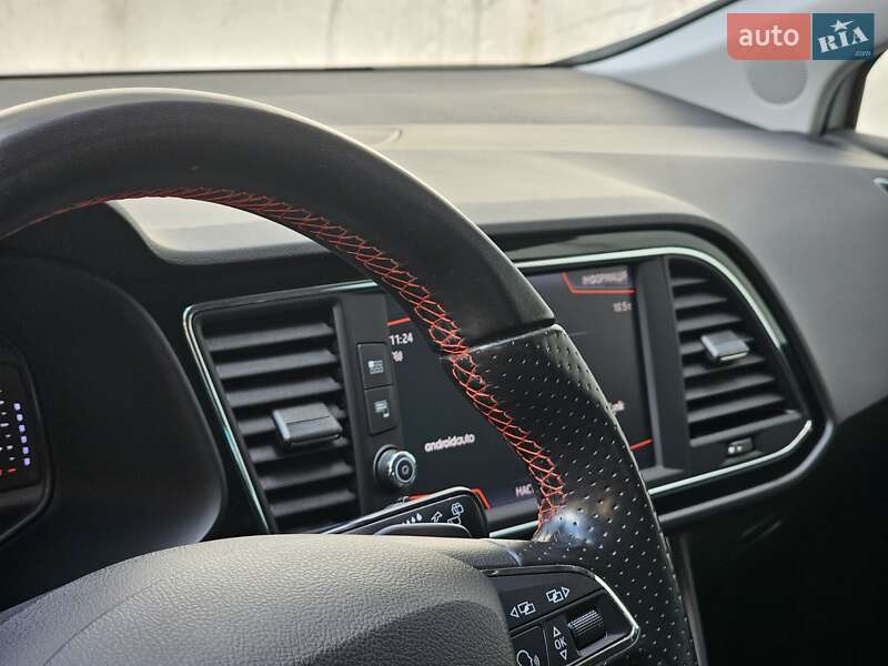 Хэтчбек SEAT Leon 2018 в Киеве