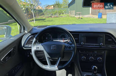 Хэтчбек SEAT Leon 2013 в 