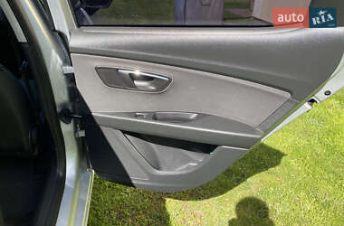 Хэтчбек SEAT Leon 2013 в 