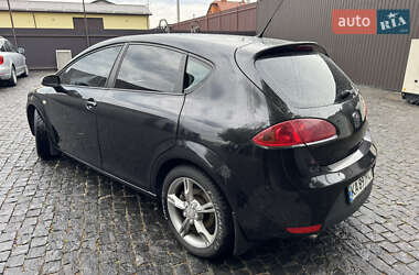 Хэтчбек SEAT Leon 2007 в 