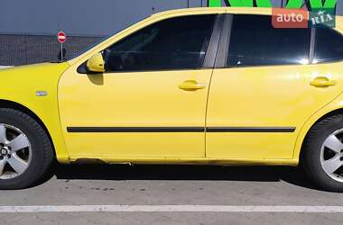 Хэтчбек SEAT Leon 2003 в 