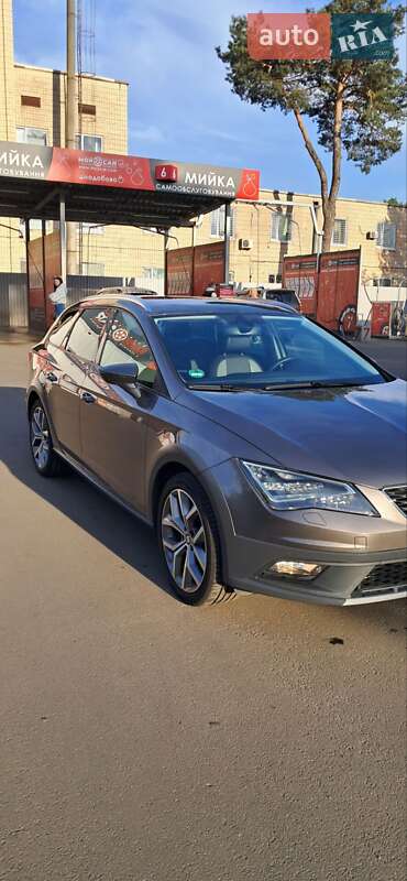 Универсал SEAT Leon 2015 в Киеве
