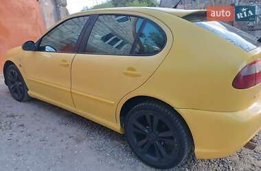 Хэтчбек SEAT Leon 2004 в 