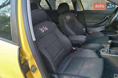 Хэтчбек SEAT Leon 2004 в 